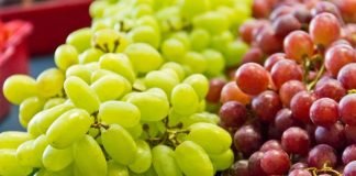 Healthiest Fruits: The 6 Most Nutritious Grapes For Your Body The 6 Most Nutritious Grapes For Your Body